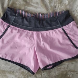 lululemon pink shorts
